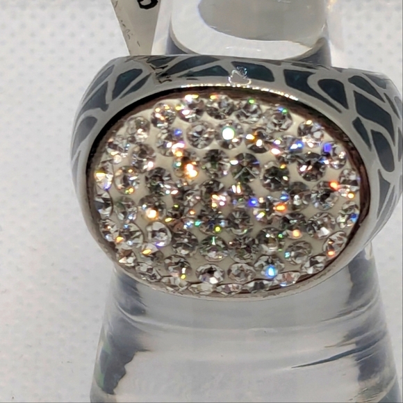New Stainless Steel Ring, White Austrian Crystal with Teal Enamel Ring Size 9 - Picture 4 of 7